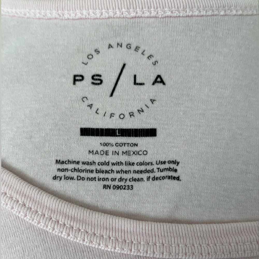 🏷️ PacSun Light Pink Crop Graphic Tank Top - Picture 5 of 7